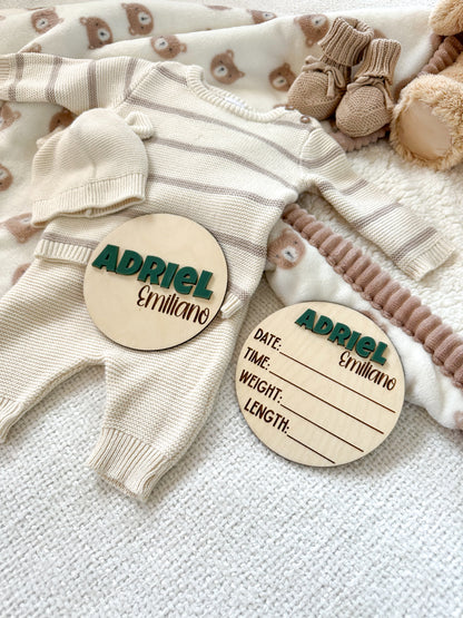 Round Baby Name Sign With Birth Stats