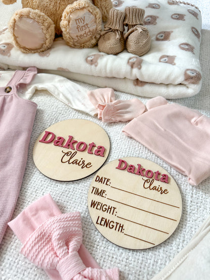 Round Baby Name Sign With Birth Stats