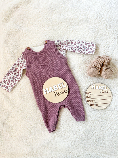 Round Baby Name Sign With Birth Stats